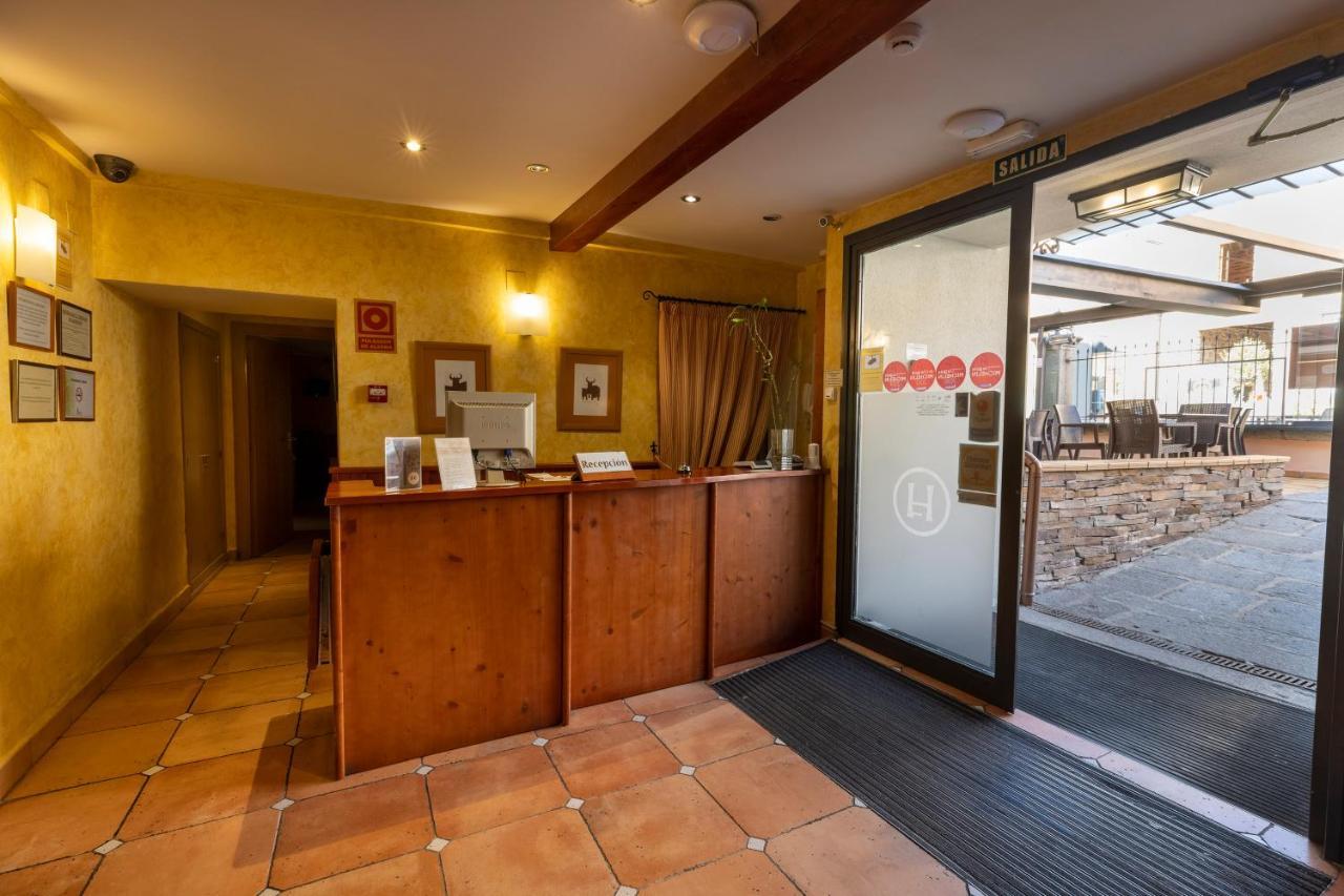 Ávila Hostal Restaurante Puerta Del Alcazar מראה חיצוני תמונה