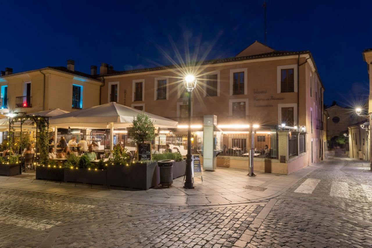 Ávila Hostal Restaurante Puerta Del Alcazar מראה חיצוני תמונה