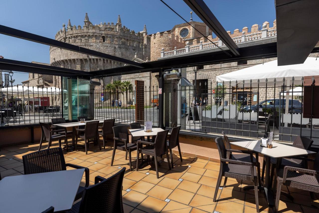 Ávila Hostal Restaurante Puerta Del Alcazar מראה חיצוני תמונה