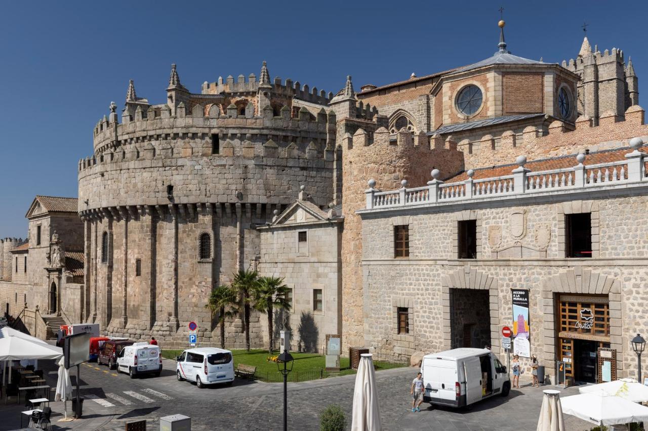 Ávila Hostal Restaurante Puerta Del Alcazar מראה חיצוני תמונה