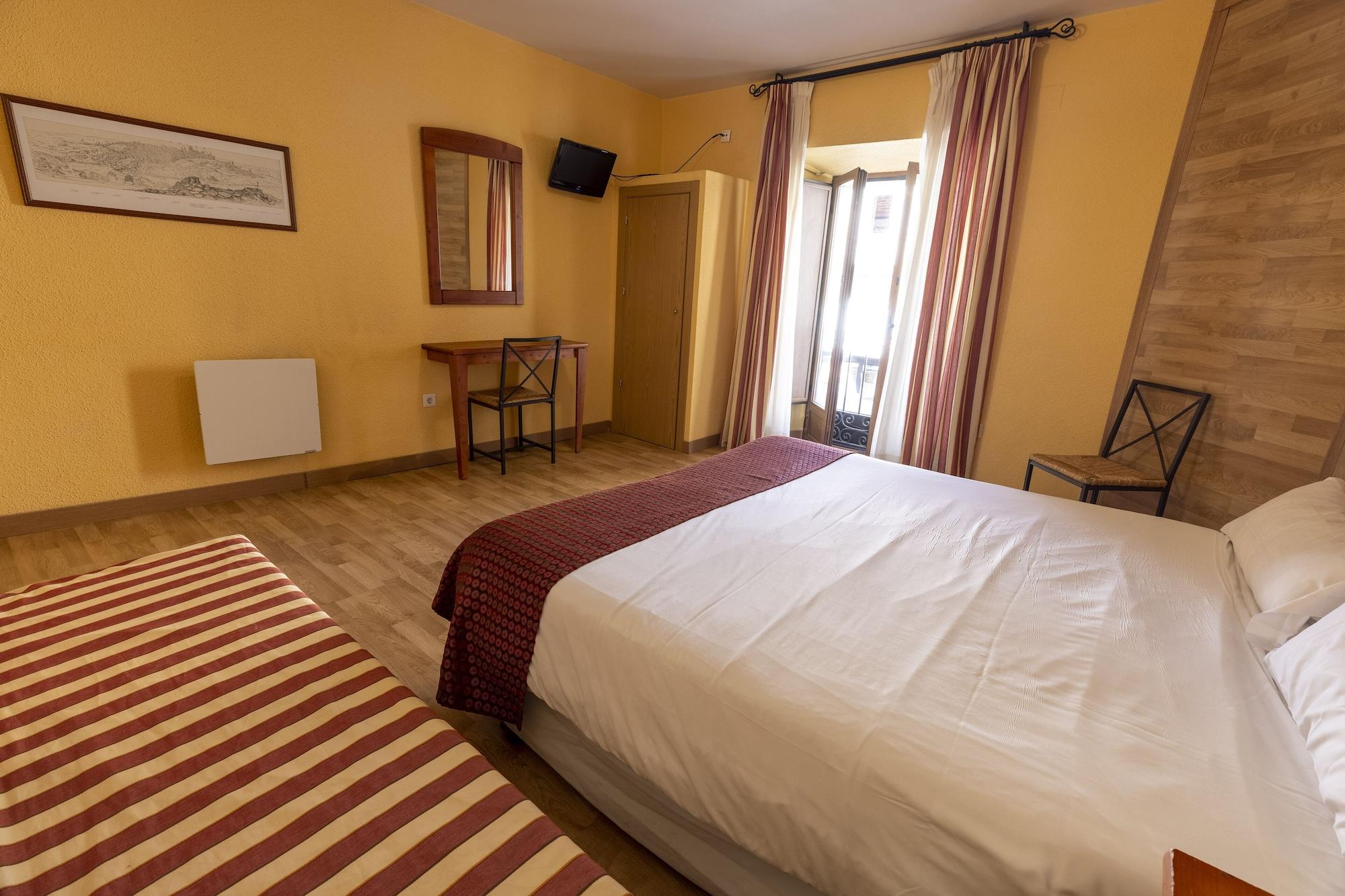 Ávila Hostal Restaurante Puerta Del Alcazar מראה חיצוני תמונה