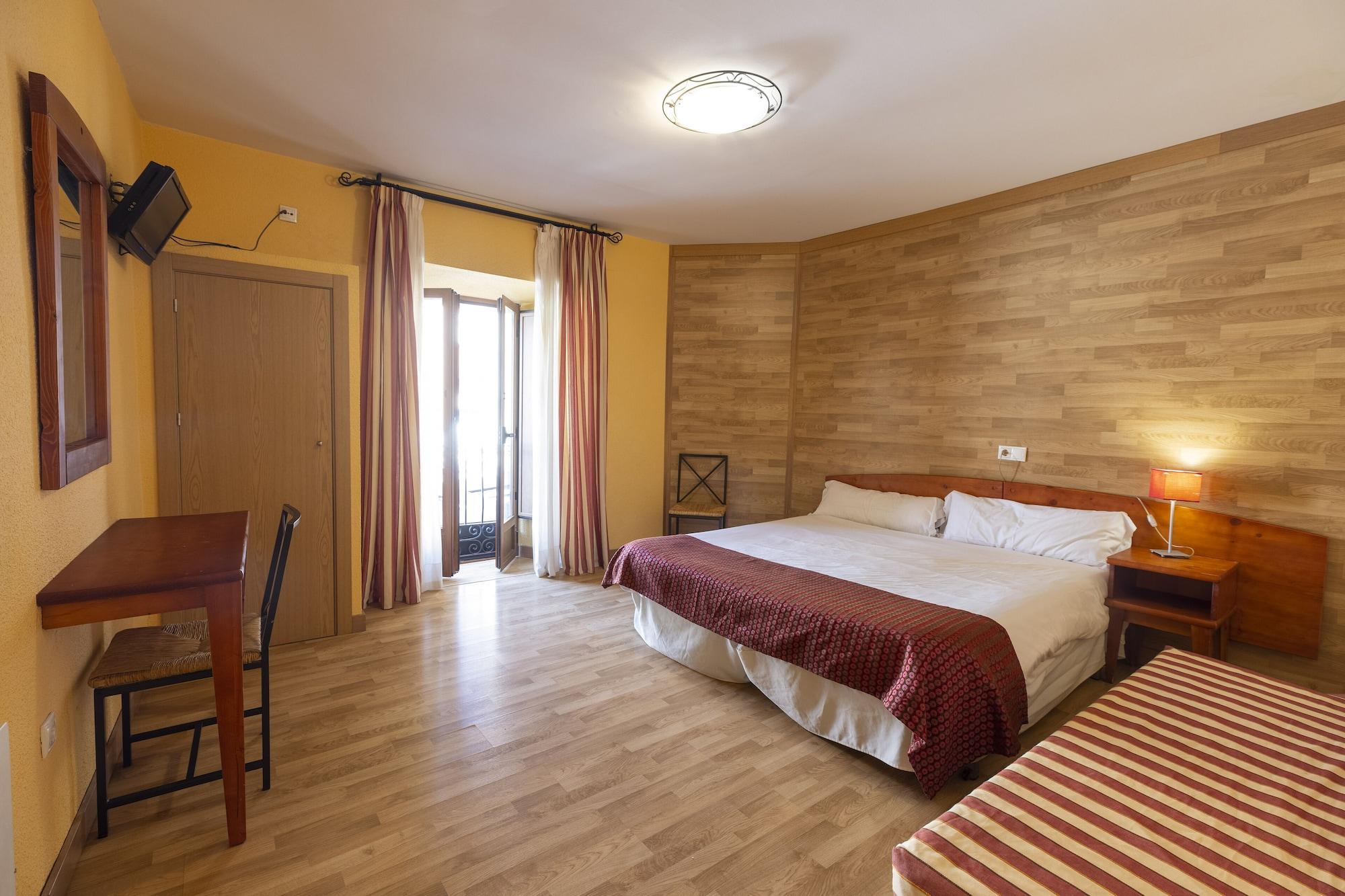 Ávila Hostal Restaurante Puerta Del Alcazar מראה חיצוני תמונה