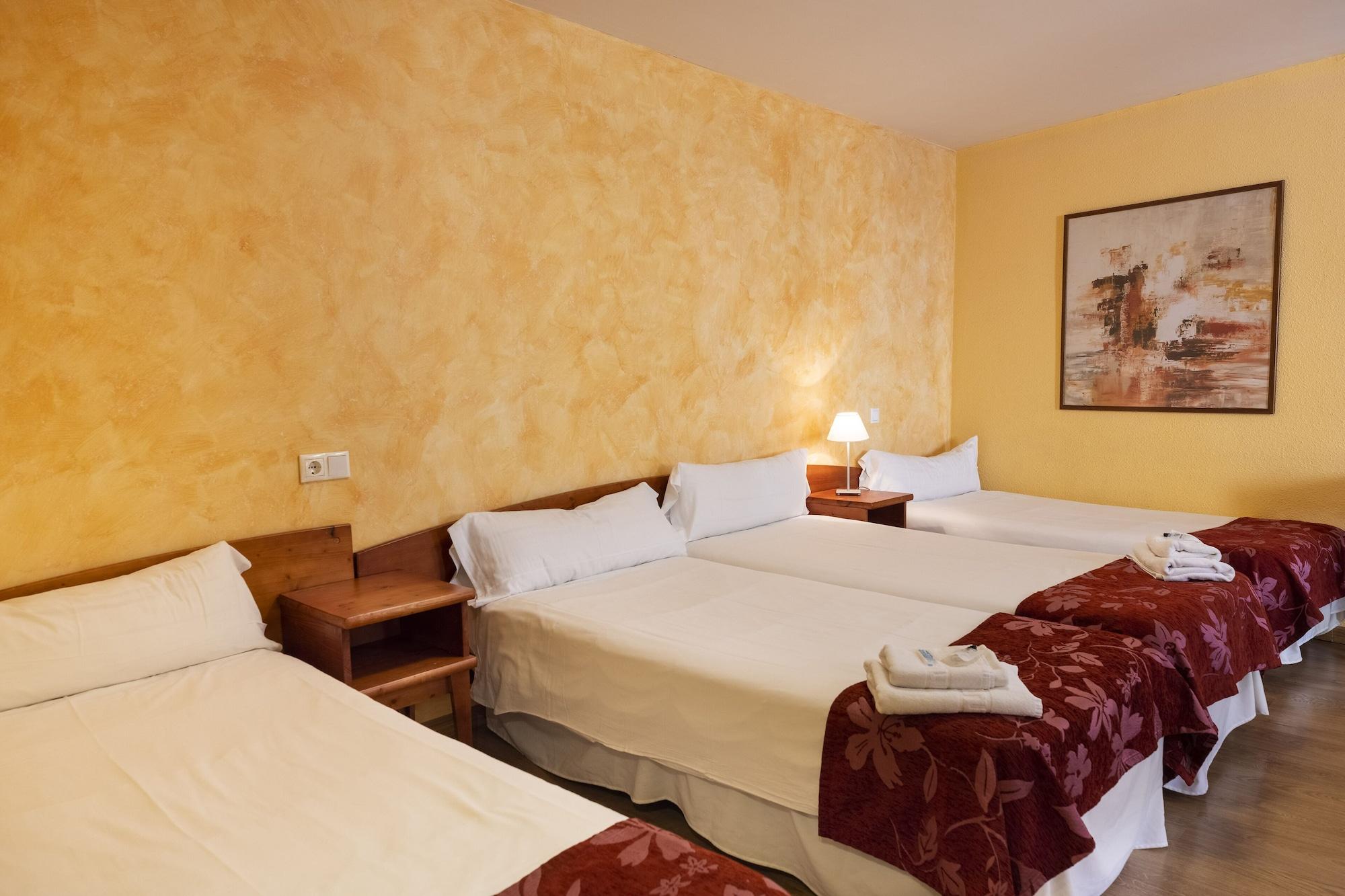 Ávila Hostal Restaurante Puerta Del Alcazar מראה חיצוני תמונה