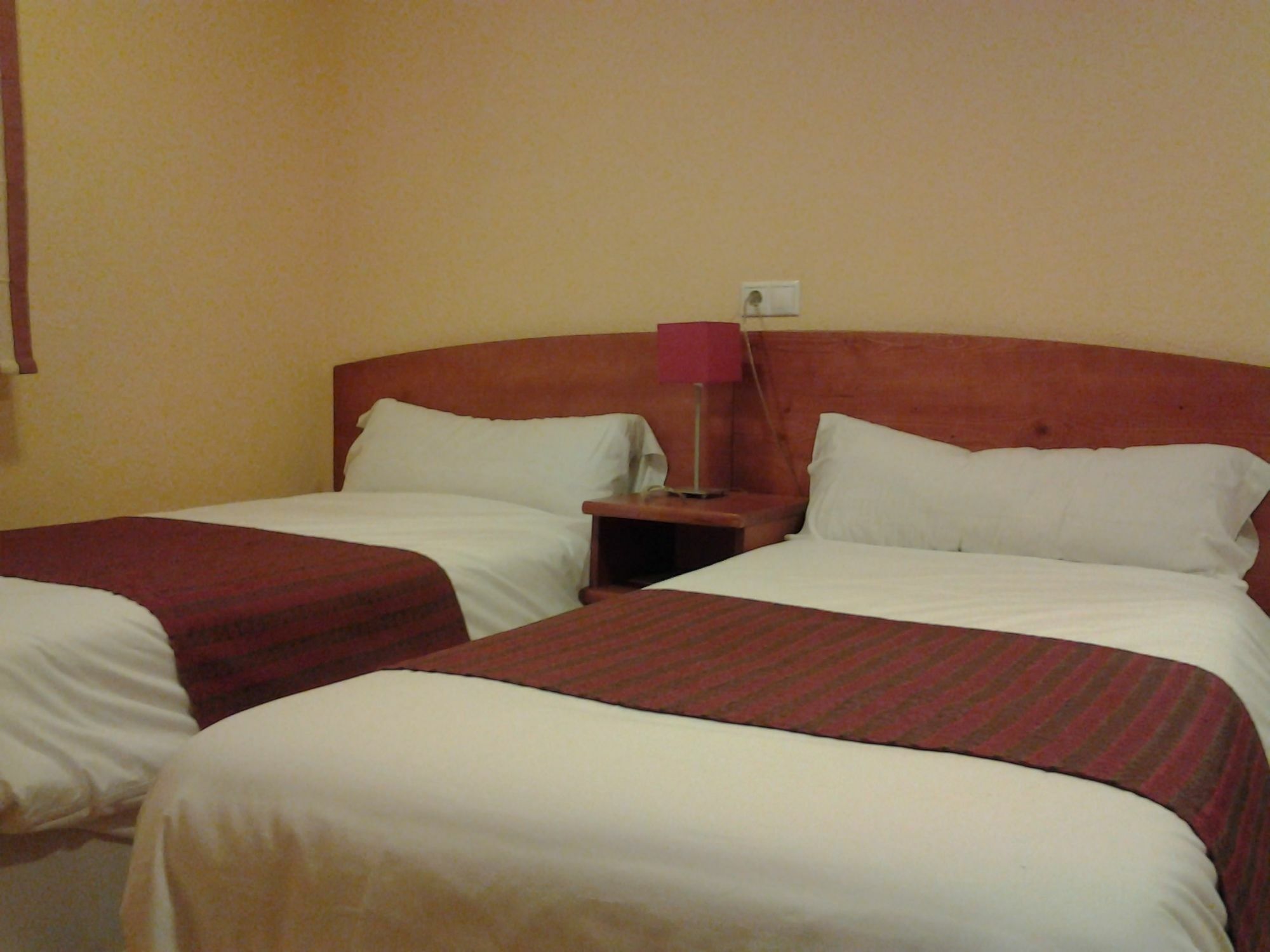 Ávila Hostal Restaurante Puerta Del Alcazar מראה חיצוני תמונה